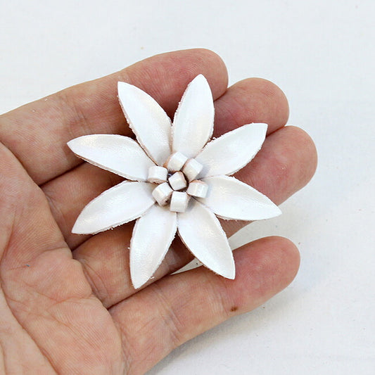 本革ブローチクレマチスM6cm