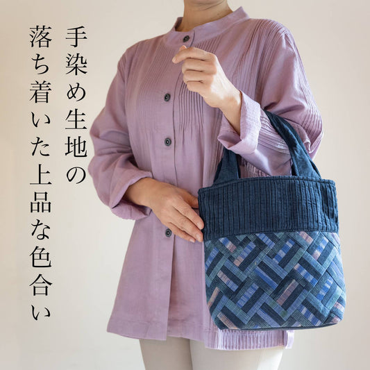 細かいパッチワークのミニトートバッグ