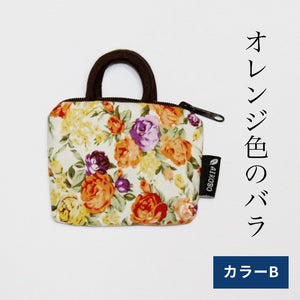 小花柄ミニポーチ
