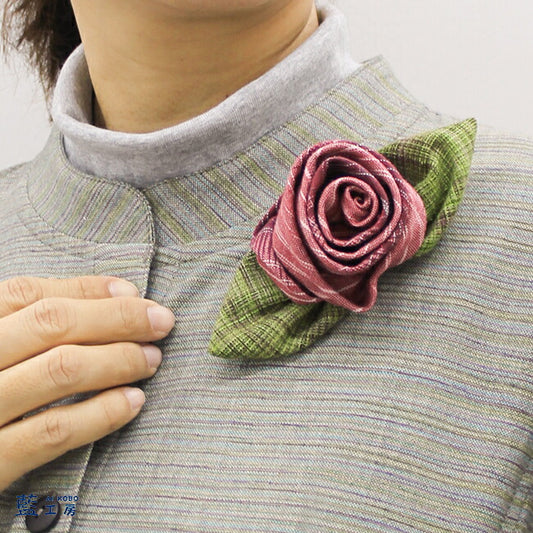 大きな葉っぱの布花ブローチ