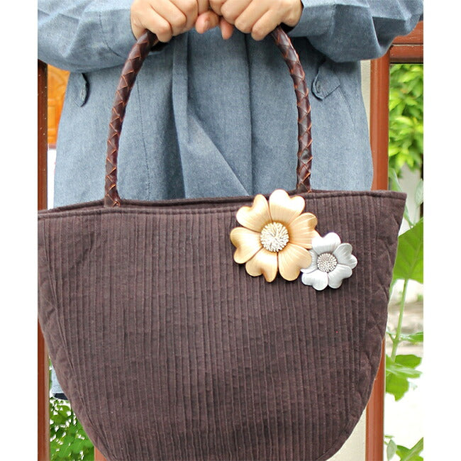 本革花びらブローチLL10cm