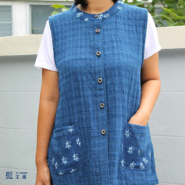 手織り絞り染めポケットつき藍染めベスト